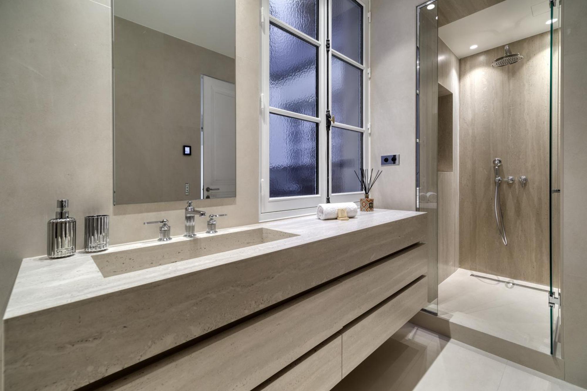 Oniri - Serviced In Louvre - Rue De Rivoli Apartment
